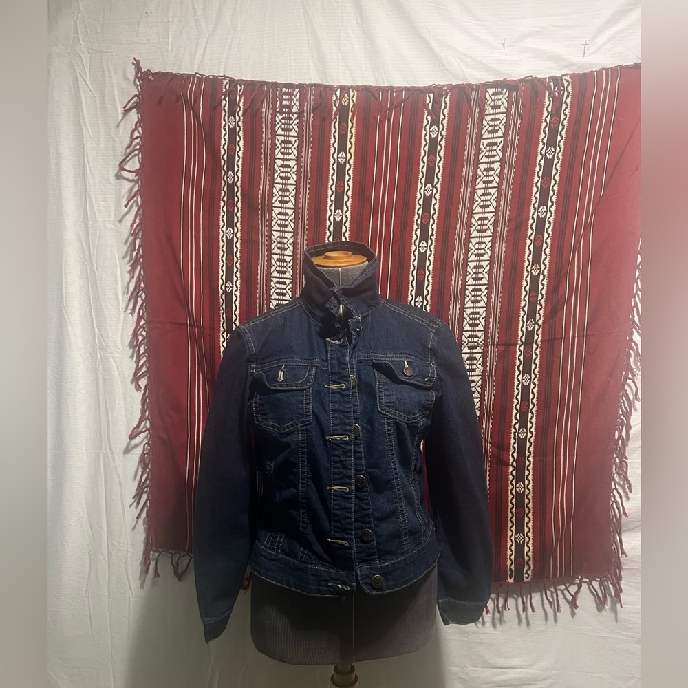 Women’s Dark blue jean jacket size small